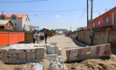 Ганцхан айлаас болж замын ажил саатжээ