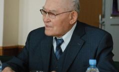Төрийн шагналт, Ардын эмч Ж.Хайрулла тэнгэрийн оронд заларчээ