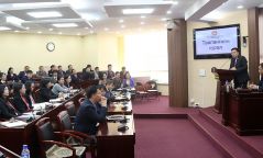 Нийслэлийн Засаг даргын Тамгын газрын албан хаагчид тайлангийн хурлаа хийлээ