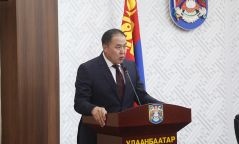 Ч.Раднаабазар:Юу юугүй нурах дөхсөн байранд одоо ч олон иргэд амьдарч байна