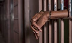 АНХААР: Хорихоос оргосон хоригдлыг хайж байна