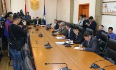 100 айл орчимд дөрвөн эгнээ авто зам барина