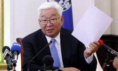 Э.Бат-Үүл: Үндсэн хуулийн өөрчлөлтийн цаана нэг ноцтой гэмт хэрэг нуугдаад байгаа шүү