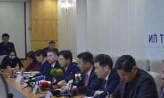 Д.Сумъяабазар: Хамрын хийдийн ойролцоо олгосон уул уурхайн лицензийг  шаардлагатай бол цуцална