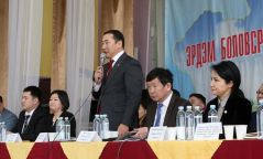 Ж.Мөнхбат: Монгол Улсын эдийн засагт гурван ногоон гэрэл ассан
