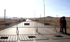 Аймгаас сум, сумаас сумын хооронд нэвтрэх бичгээр зорчино