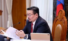 Засгийн газар: Гурван тэрбум тонн нүүрсний нөөцтэй Төгрөг нуурын бүлэг ордыг төрд буцаан авах шийдвэр гарлаа