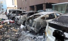 СЭРЭМЖЛҮҮЛЭГ: Орон сууцны гадаа тавьсан байсан дөрвөн машин шатжээ
