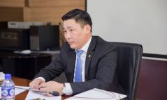 Гэрээний үүргээ биелүүлсэн бол төр дипломыг нь буцааж олгох ёстой"