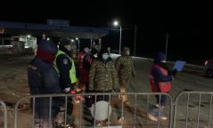 Баруунтурууны товчоогоор гурван цагийн дотор 200 гаруй тээврийн хэрэгсэл, 2,000 иргэн нэвтэрчээ