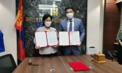 Эмч, ажилчдын цалинг хоёр дахин нэмэх тохиролцоонд хүрчээ