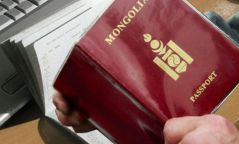 Тусгай үүргийн нислэгээр эх орондоо ирсэн иргэдийн анхааралд