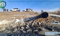 Туул голын далан давуулан үнс зайлуулсан усаа асгаж байсныг зогсоов