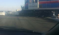 Автомашин галт тэргэнд мөргүүлсэн осол гарчээ