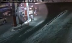 Шатахуун түгээх газрын хажууд автомашин шатжээ