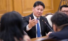 У.Хүрэлсүхийн ИХ ЦЭВЭРЛЭГЭЭ зогсолтгүй үргэлжилнэ