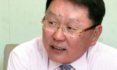 "Монгол банкны Ерөнхийлөгч асан Н.Золжаргалыг олж, хариуцлага тооцох ёстой"