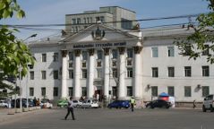 Байгалийн түүхийн музейг Их тэнгэрийн аманд барина