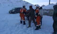 Гар аргаар алт олборлогч 30 метрийн цооногт унаж амиа алджээ