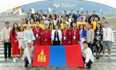 Сочигоос ирсэн залуус туршлага солилцно