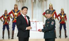 Монгол Улсын Ерөнхийлөгч У.Хүрэлсүх цэргийн дээд цол хүртээлээ
