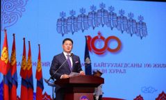 Монгол Улсын Ерөнхийлөгч У.Хүрэлсүх Хан Хэнтий уулын аймаг байгуулагдсаны 100 жилийн ойн баярын хуралд оролцлоо