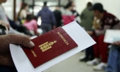 100 айлын үйлчилгээний төвд гадаад паспортын захиалга авахгүй