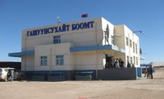 Гашуунсухайтын машины цуваа 100 гаруй км үргэлжилж байна