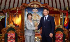 Монгол Улсын Ерөнхийлөгч У.Хүрэлсүхэд Бүгд Найрамдах Франц Улсын Гадаад болон Европын хэргийн сайд бараалхав