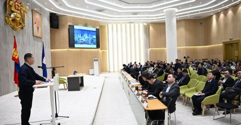 Улаанбаатар хотод хэрэгжиж буй 16 мега төслийн явцын талаар хэлэлцэв