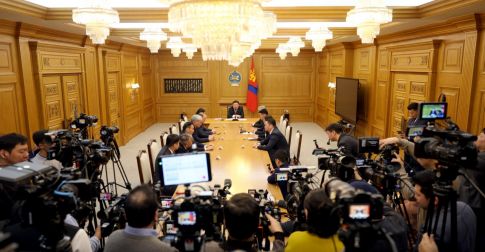 Стратегийн болон үүсмэл ордын 60 хувийн өгөөжийг ард түмэнд ногдуулах тохиролцоонд хүрлээ