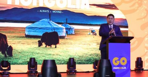 Монгол, солонгосчууд хамтдаа “Хөх толботон” аялал жуучлалын шинэ маршрут нээх санаачилгыг Ерөнхий сайд дэвшүүллээ